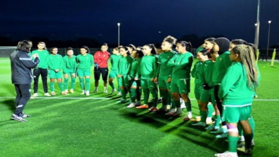 المنتخب الوطني لكرة القدم النسوية يجري آخر حصة تدريبية قبل لقاء كولومبيا