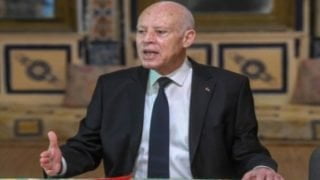 قيس سعيد يُقيل مدير شركة نقل الغاز العابر لتونس دون إبداء أسباب واضحة