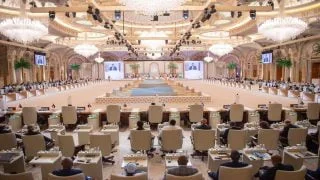 القمة العربية الإسلامية المشتركة غير العادية تنعقد بالرياض لمناقشة التصعيد الاسرائيلي في غزة