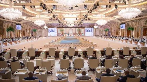 القمة العربية الإسلامية المشتركة غير العادية تنعقد بالرياض لمناقشة التصعيد الاسرائيلي في غزة