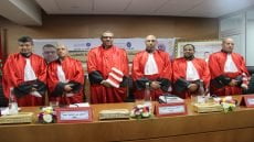 الطالب الباحث عبد اللطيف اكناو يحصل على شهادة الدكتوراه بتويه وتوصية بالنشر