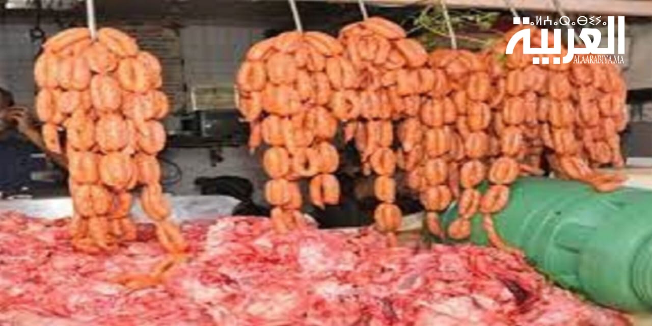 سلطات تيفلت تحجز نقانق ولحوم فاسدة كانت في طريقها إلى المستهلكين؟!