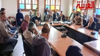 غرفة التجارة والصناعة والخدمات تنظم لقاء تحسيسيا حول التغطية الصحية والإجتماعية بالخميسات
	