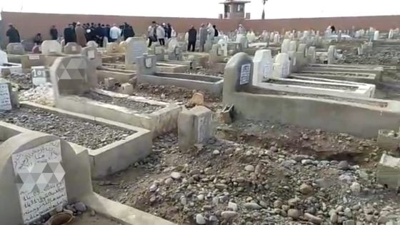 مقبرة حي أزلي بمراكش، تعاني التهميش وفوضى في التسيير، بل أضحت مرتعا للمتسكعين والمتسولين ومجالس لتبادل كؤوس الخمر