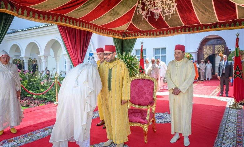 جلالة الملك محمد السادس يترأس حفل استقبال بالمضيق بمناسبة الذكرى 25 لعيد العرش المجيد