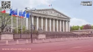 فرنسا تواجه أزمة سياسية خانقة مع تعثر تشكيل الحكومة