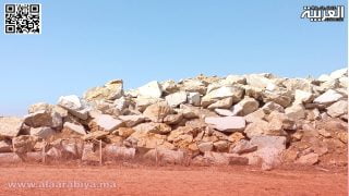 تساؤلات حول دور قائد قيادة بنو عمر آيت زكري في مراقبة مقالع الرخام التي تفرغ الاتربة بغابة القريعات بتيفلت؟؟