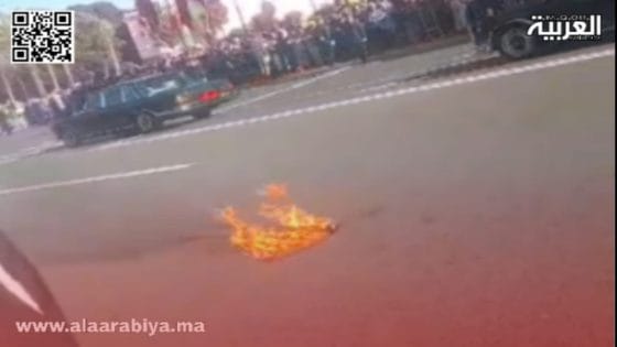 إيداع شاب يعاني من اضطرابات عقلية بمستشفى الرازي بعد حادث رمي قنينة مشتعلة قرب الموكب الملكي