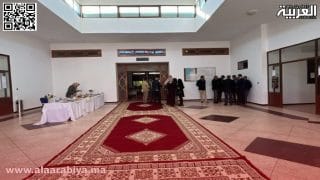 مفاجئة.. جماعة آيت علي أولحسن تستعير مقر جماعة آيت مالك لعقد لقاء مع عامل إقليم الخميسات عبد اللطيف النحلي؟!