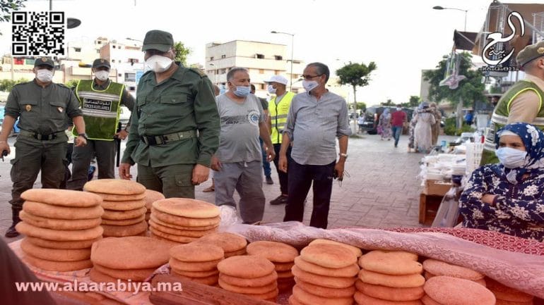 الجمعية المغربية للدفاع عن حقوق المستهلك تحذر من مخاطر بيع الخبز في الشوارع