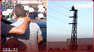 شاب يحتج من فوق عمود كهربائي عالي الجهد على مشاكل الصحة بالمركز الإستشفائي الإقليمي الخميسات