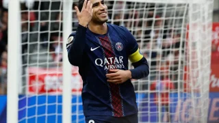 باريس سان جيرمان يُطلق “حملة ضخمة” لدفع أشرف حكيمي نحو التتويج بالكرة الذهبية الأفريقية 2025